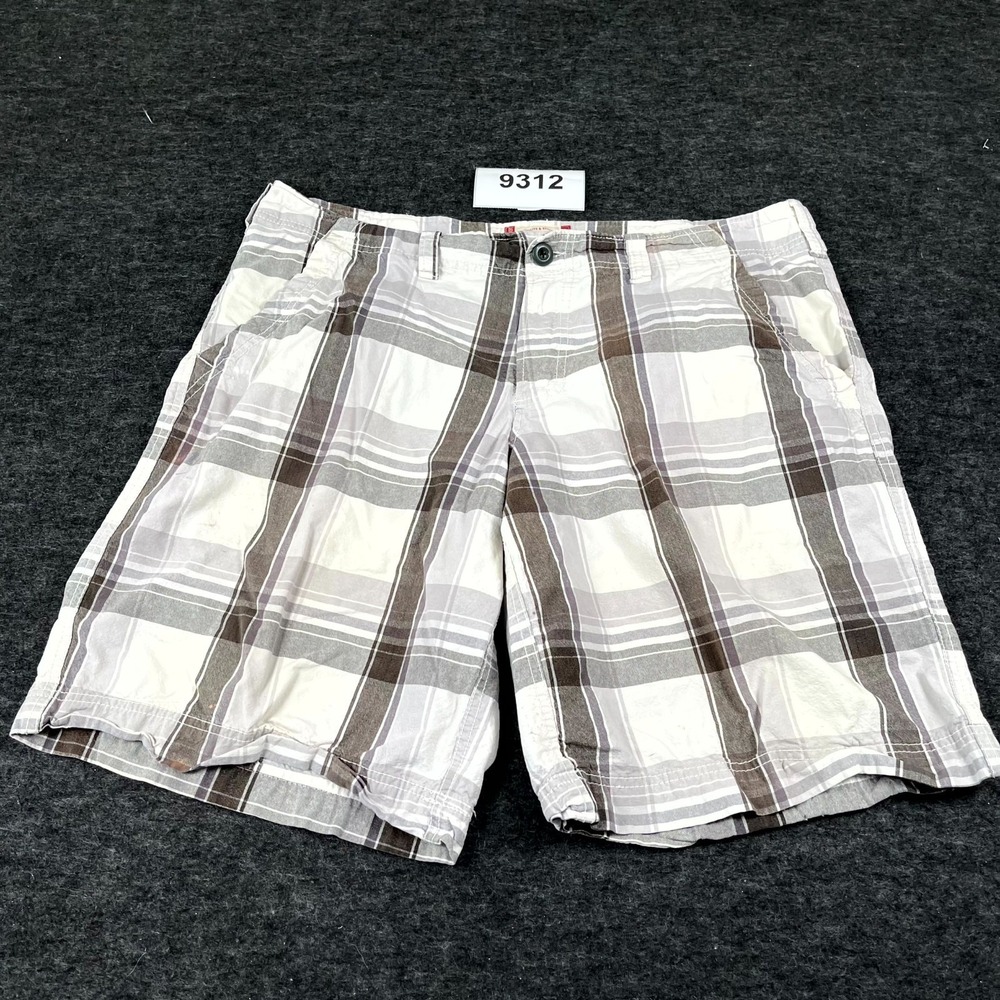 Mossimo Supply Co Shorts Men 40 White Gray Plaid Cotton Flat Front Casual FLAWED